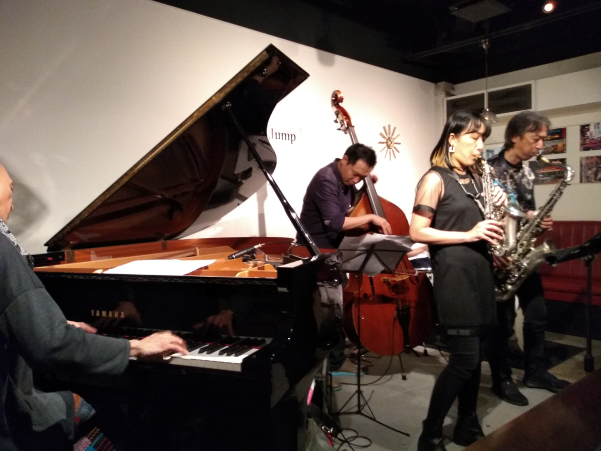 Figure 14: Hiroko Mase (soprano sax) Quartet with Eiji Otogawa (tenor sax), Nobumasa Tanaka (piano), Kosuke Ochiai (bass), and Sota Kira (drums) at Apple Jump in May 2019