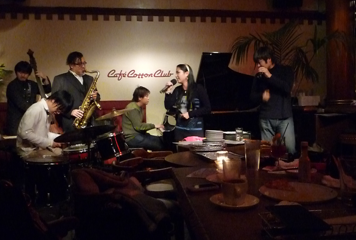 Figure 15: All-night jazz jam session at Cafe Cotton Club with vocalist Nobuko Baal (January 2011)