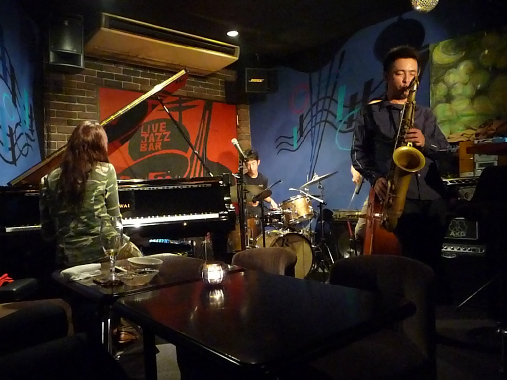 Figure 1: Jazz quartet with pianist Harumi Nomoto at Donfan in 2009