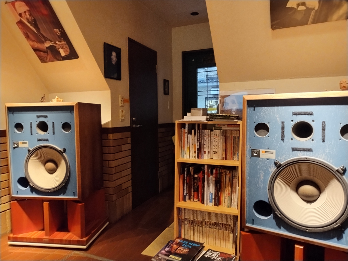 Figure 1: Speakers guard the entrance at Jazz Nutty