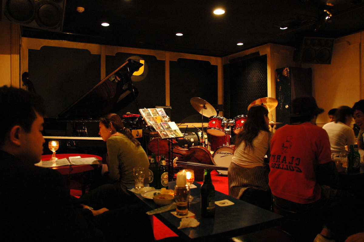 Figure 4: Jazzspot J, May 2007