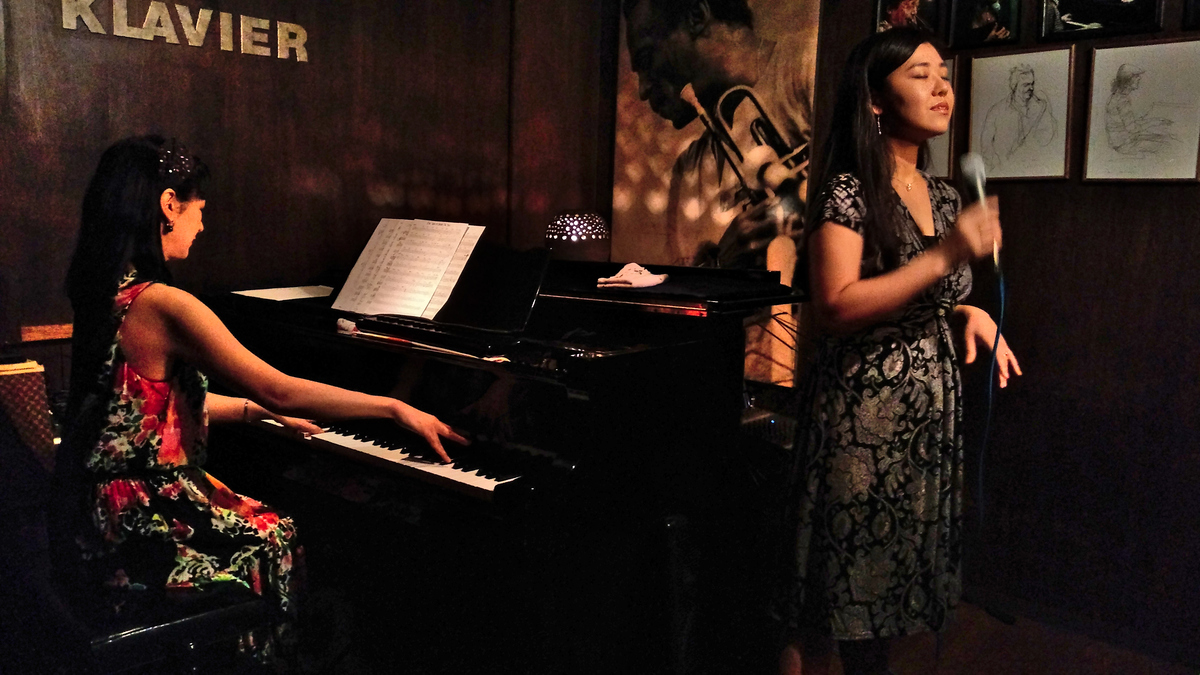 Figure 5: Mayu Tamura (vocals) and Yukari Inoue (piano) at Klavier (September 2018)