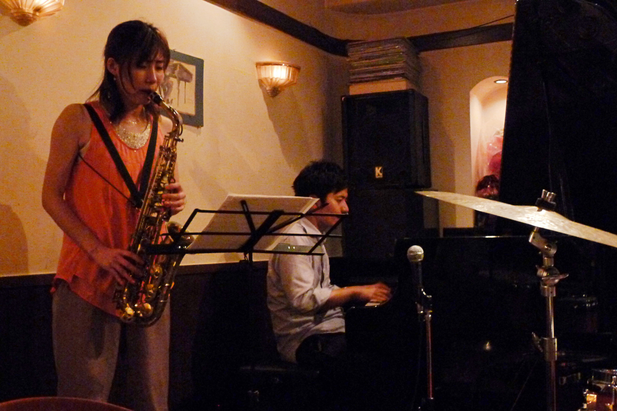 Figure 13: Nami Kano on sax and Kazuhiro Tamura on piano at Nardis in 2013