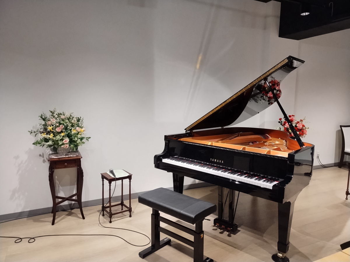 Figure 8: Stage set for solo piano performance at Natural in March 2024