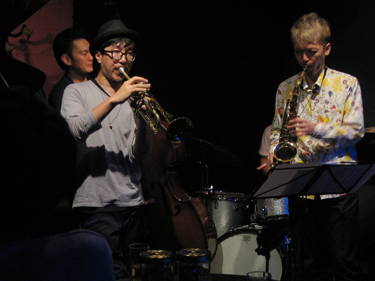 Figure 64: Yuji Ito (bass), Akira Tanidono (trumpet), and Seiji Harakawa (sax) at Salt Peanuts in May 2016
