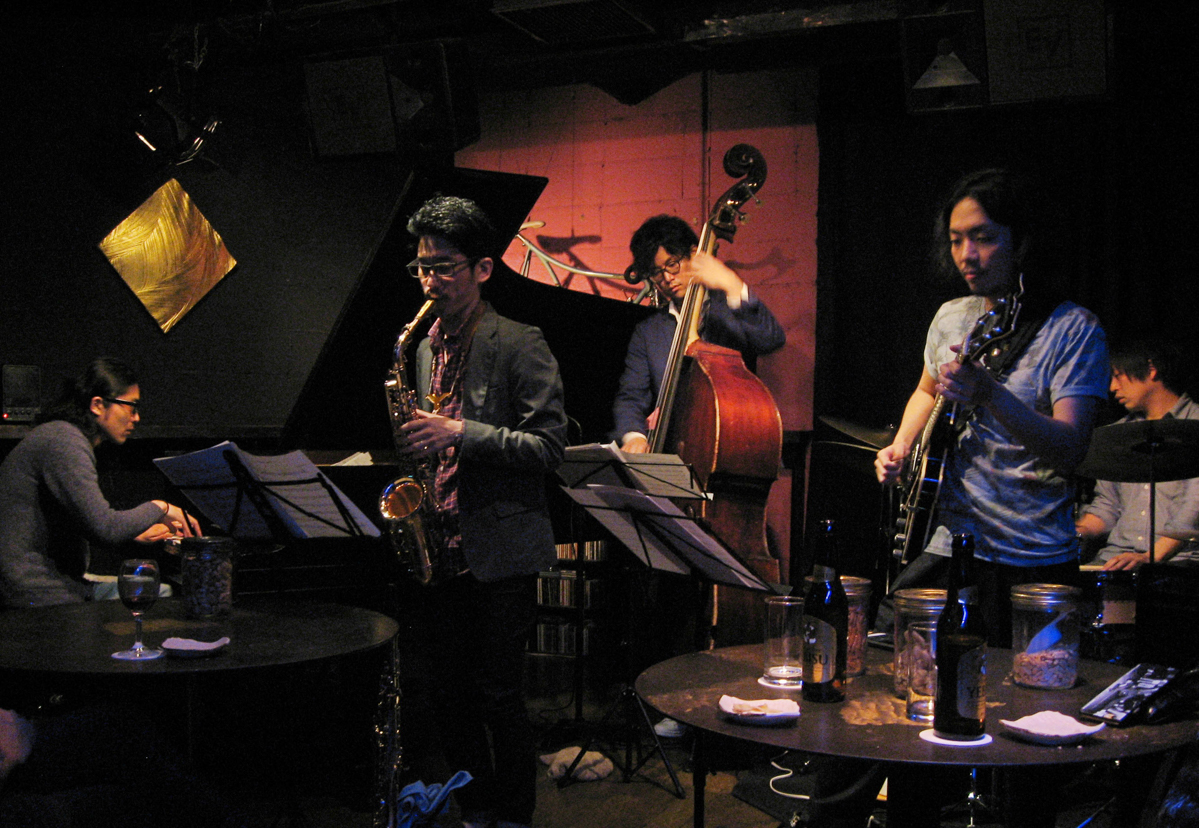 Figure 65: Hironobu Nozawa (drums) Group with Yuichi Narita (piano), Takuji Yamada (sax), Akiyoshi Shimizu (bass), and Kazutoshi Umeda (guitar) at Salt Peanuts in May 2016