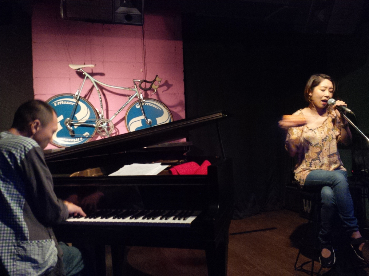 Figure 60: Nobumasa Tanaka (piano) and Nobie (vocal) at Salt Peanuts in September 2015