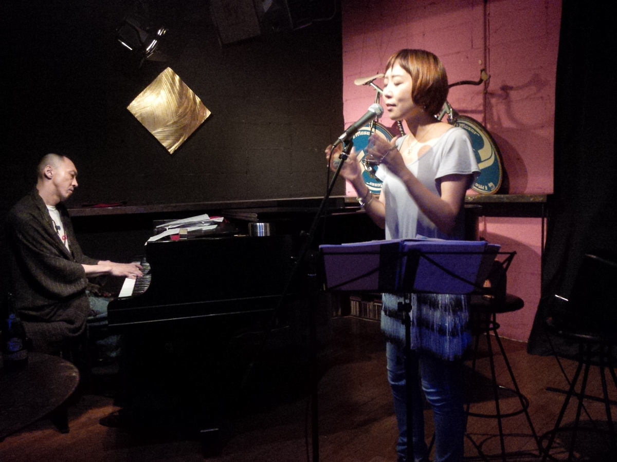 Figure 62: Nobumasa Tanaka (piano) and Nobie (vocals) at Salt Peanuts in 2016