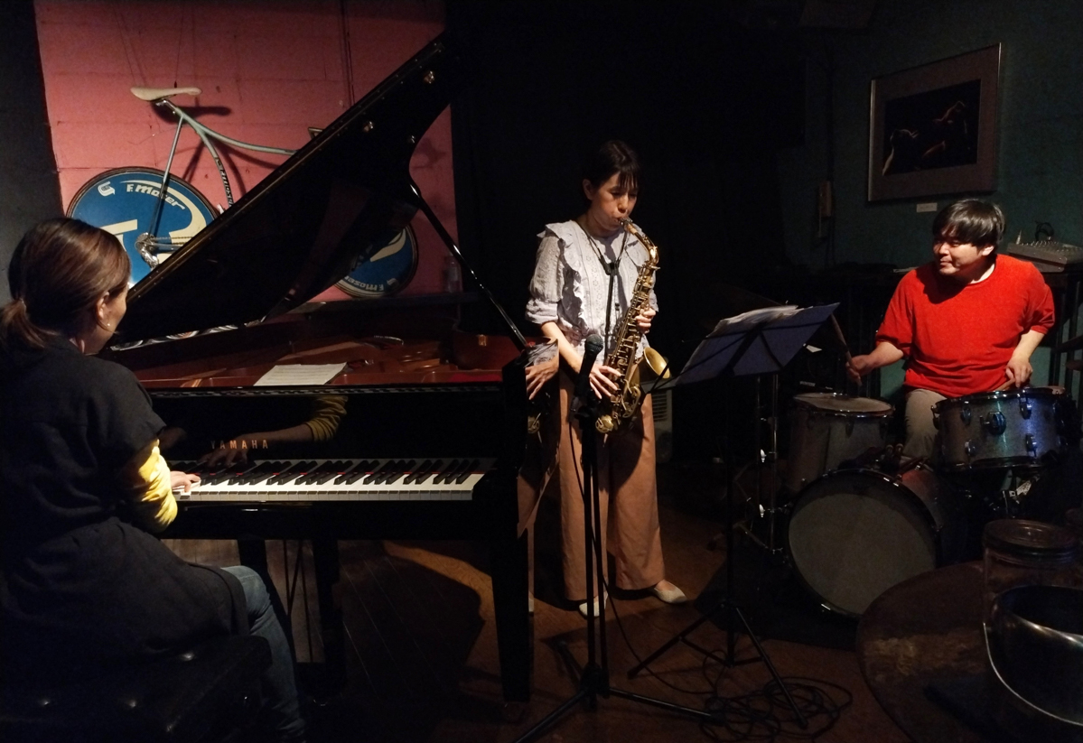 Figure 110: YumYums Trio with Miyuki Moriya (sax), Mikiko Nagatake (piano), and Yuto Maseki (drums) at Salt Peanuts in April 2024