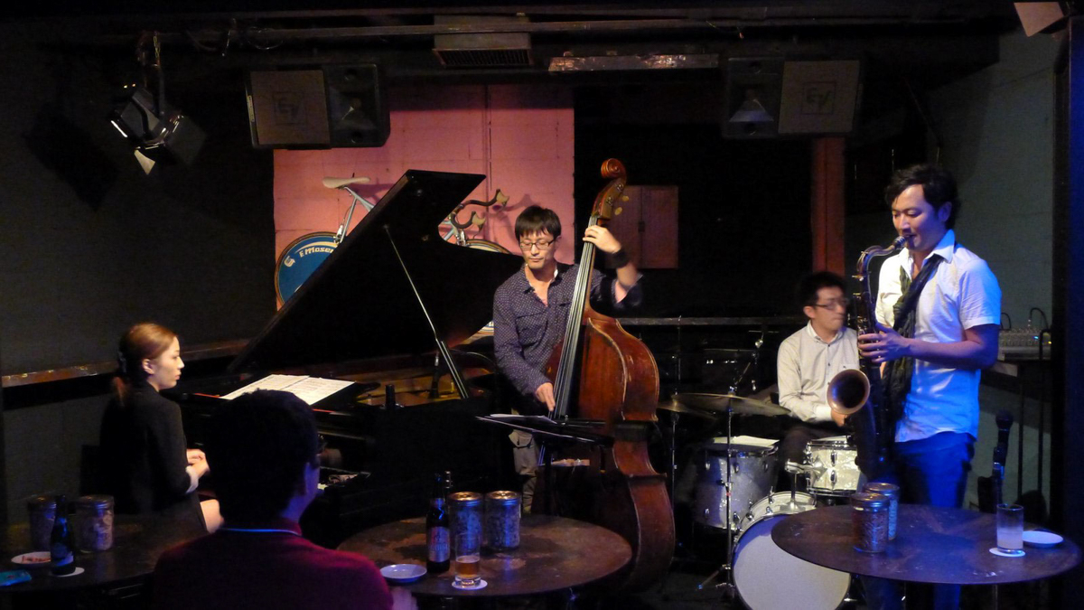 Figure 25: Wataru Hamasaki (sax) Quartet with Akane Matsumoto (piano), Koji Yasuda (bass), and Tomoyuki Okabe (drums) at Salt Peanuts in September 2012