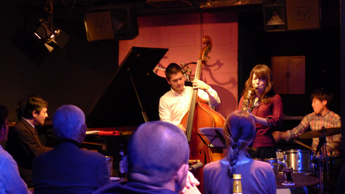 Figure 29: Miyuki Moriya (sax) Quartet with Mamoru Ishida (piano), Hiroshi Ikejiri (bass), and Shun Ishiwaka (drums) at Salt Peanuts in December 2012