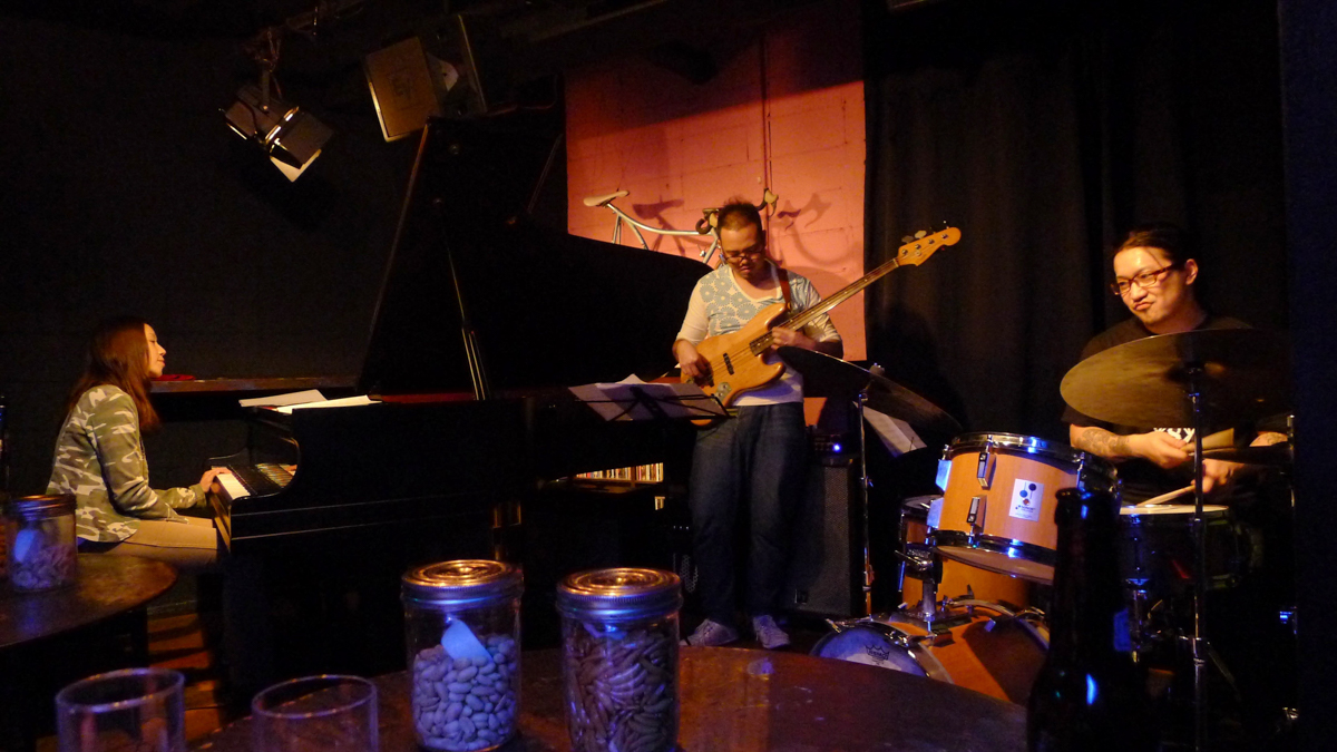 Figure 31: Harumi Nomoto Trio with Ryoji Orihara (bass) and Sohnosuke Imaizumi (drums) at Salt Peanuts in 2013