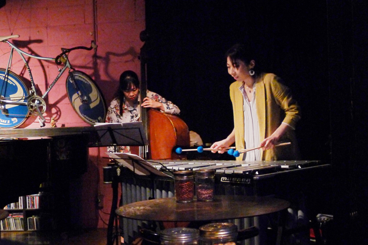 Figure 9: Yuki Ito (bass) and Reiko Yamamoto (vibraphone) at Salt Peanuts in 2024