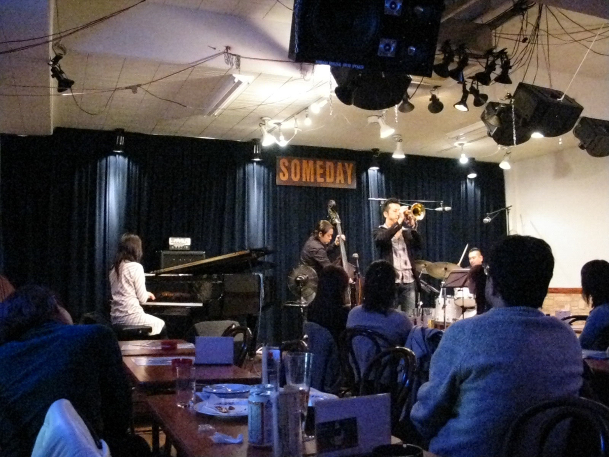Figure 4: Ryuichiro Tonozuka (flugelhorn) Quartet with Harumi Nomoto (piano), Osamu Kawakami (bass), and Manabu Fujii Manabu (drums) at Someday in December 2008