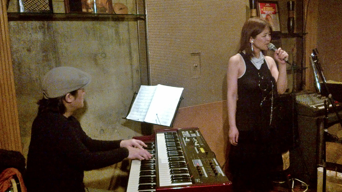 Figure 15: Tomoka Miwa (vocals) and Yuta Kaneko (organ) at Strings in March 2013