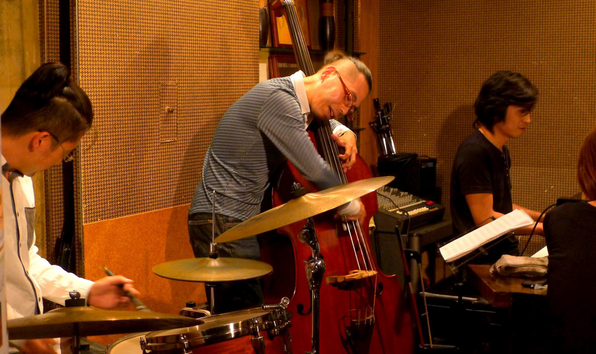 Figure 17: Trispace Trio with Yuichi Hayashi (piano), Morihiro Omura (bass), and Yoshitaka Yamashita (drums) at Strings in October 2012