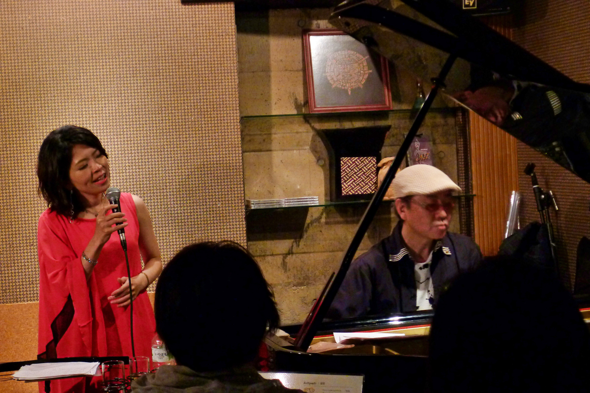 Figure 12: Emiko Voice and Yoshihiko Naya (piano) at Strings in June 2015