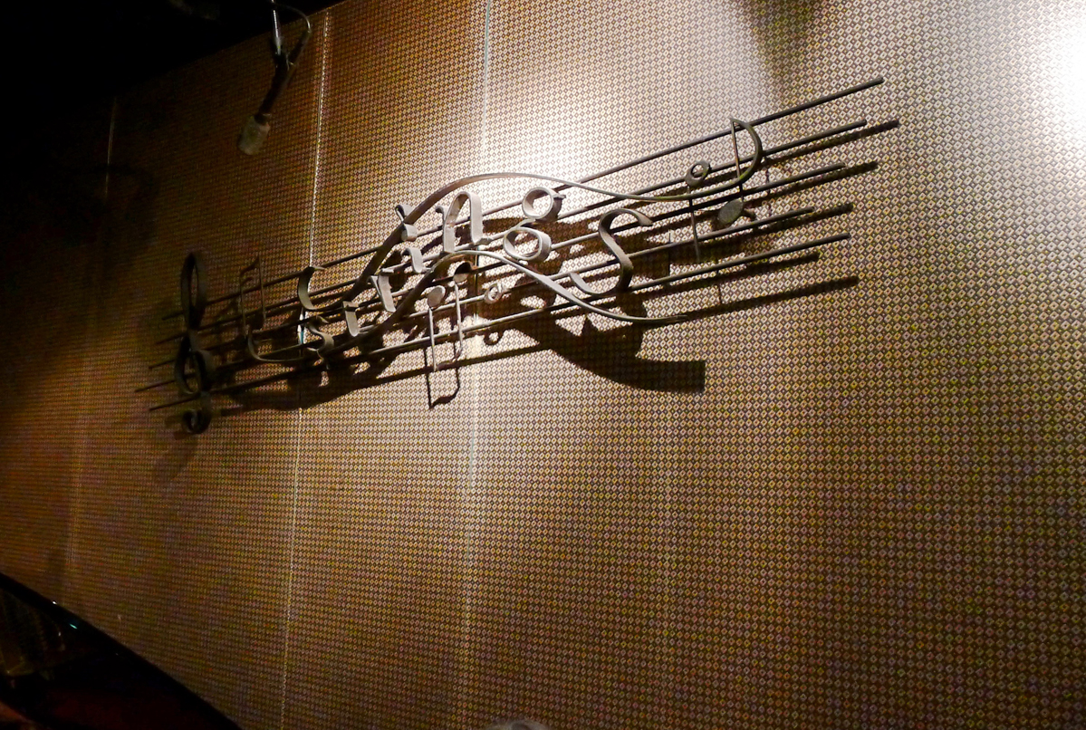Figure 31: Strings logo on the inside wall