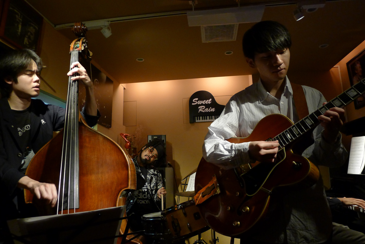 Figure 2: Kaito Nakamura (drums) Quartet with Koichi Hirata (guitar), Otohiko Fuse (piano), and Riku Takahashi (bass) at Sweet Rain in April 2024