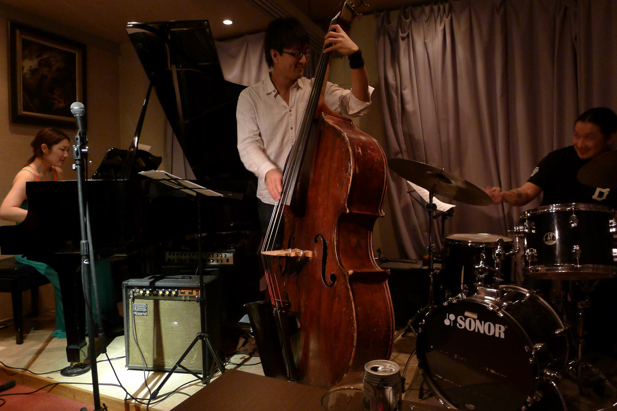 Figure 13: Akane Matsumoto (piano), Koji Yasuda (bass), and Sohnosuke Imaizumi (drums) at Thelonious in March 2013