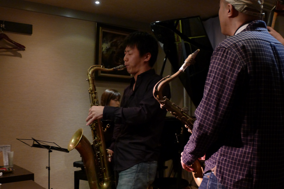 Figure 24: Daytime jam session at Thelonious in December 2013