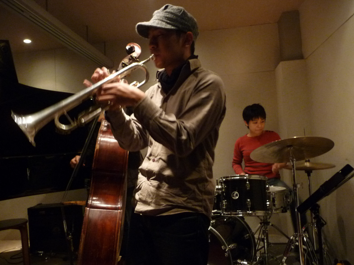 Figure 25: All-night jam session at Thelonious in November 2009