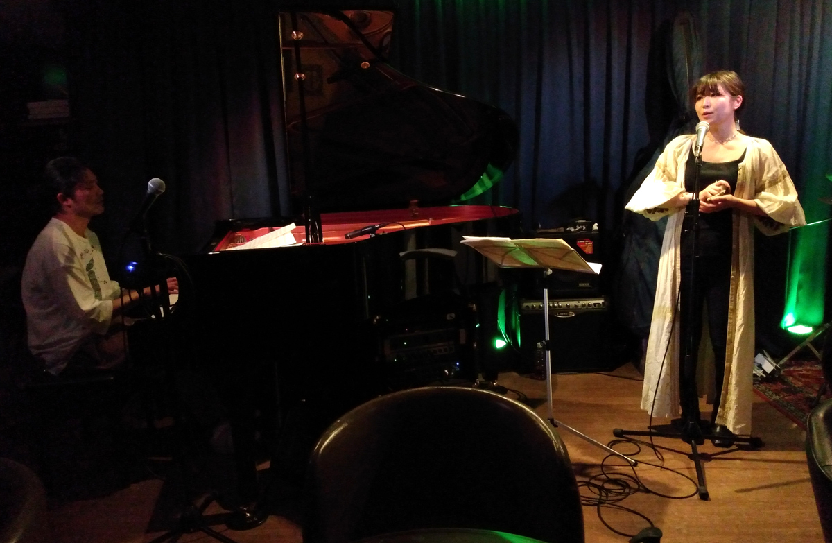 Figure 2: Akiko Suda (vocals) and Yuichi Narita (piano) as “Botan” at Velera (April 2023)